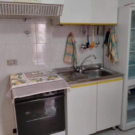 Casa Del Vicolo קאנטו