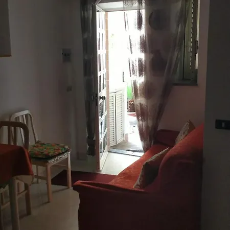 아파트 Casa Del Vicolo 칸네토